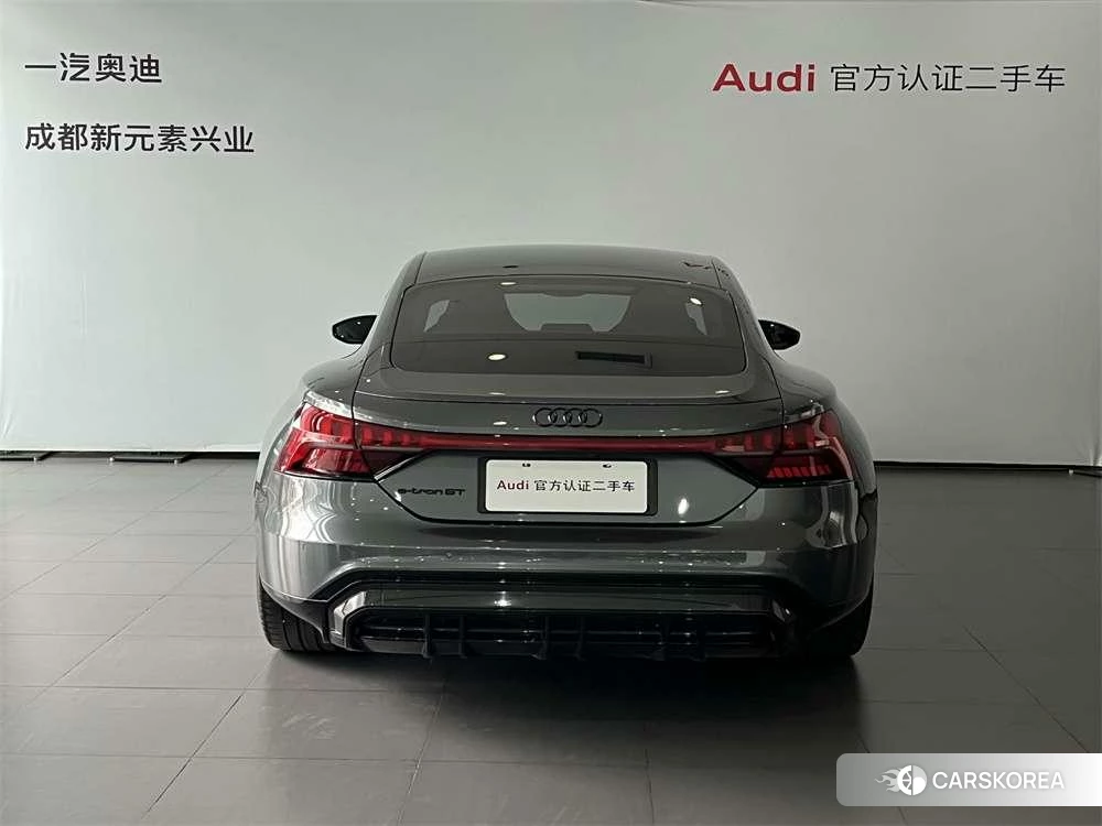 Audi e-tron 2023 Черный из Китая, фото 4