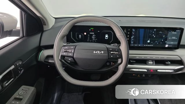 Kia EV4 2025 Серый из Кореи, фото 4
