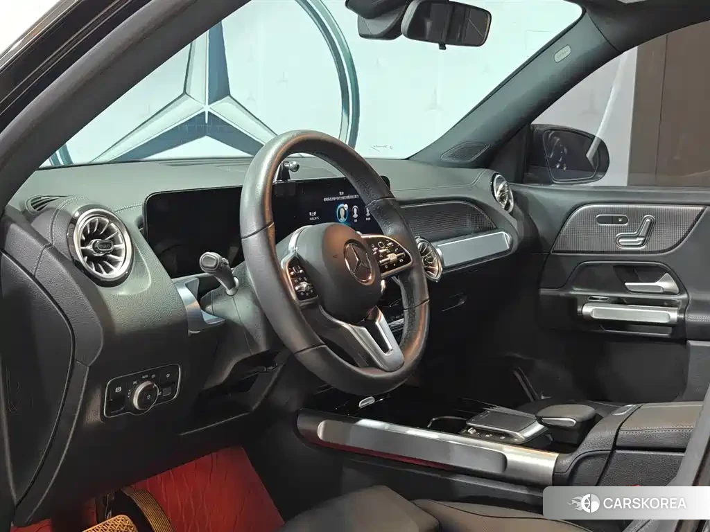 Mercedes-Benz EQB 2023 Черный из Китая, фото 4