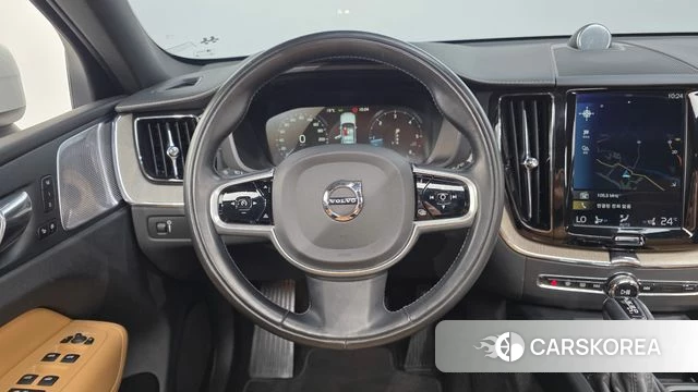 Volvo XC60 second Generation 2019 Белый из Кореи, фото 4