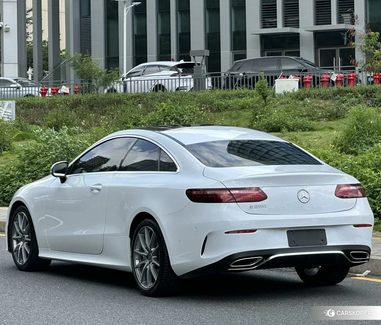 Mercedes-Benz E-Class 2021 Белый из Китая, фото 4