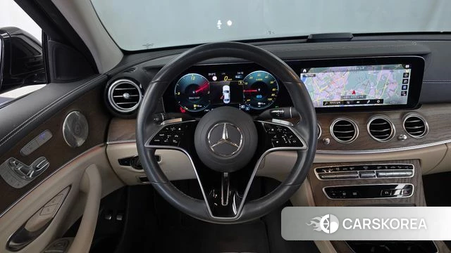 Mercedes-Benz E-Class W213 2022 Черный из Кореи, фото 4