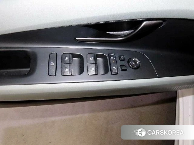 Hyundai The New Avante (CN7) 2025 Белый из Кореи, фото 4