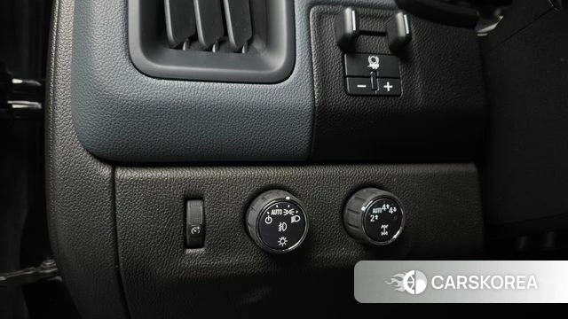 Chevrolet (GM Daewoo) Real New Colorado 2022 Черный из Кореи, фото 4