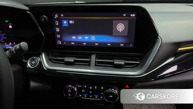 Chevrolet (GM Daewoo) Trax Crossover 2023 Черный из Кореи, фото 4