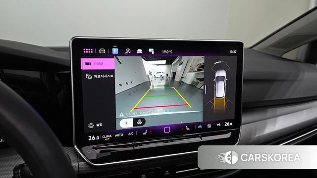 Volkswagen Golf 8th Generation 2025 Белый из Кореи, фото 4