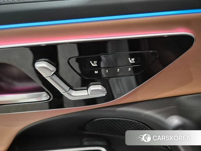 Mercedes-Benz E-Class W214 2026 Белый из Кореи, фото 4
