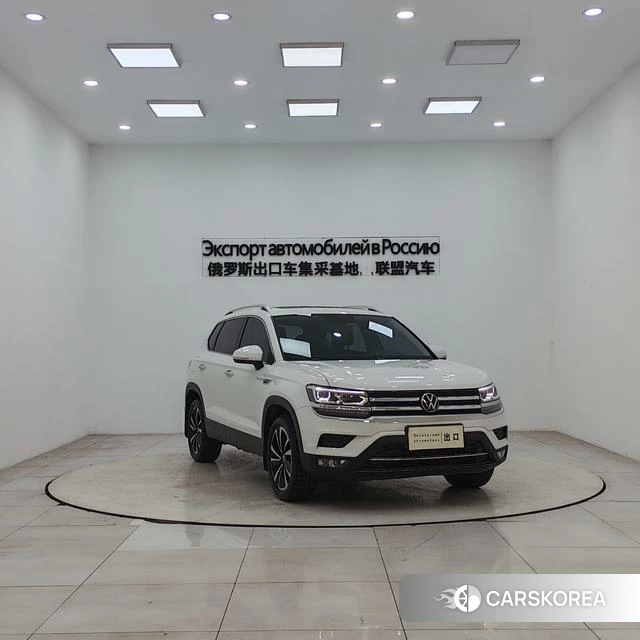 Volkswagen Tharu 2021 Белый из Китая, фото 4