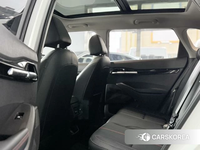 Kia KX3 2023 Белый из Китая, фото 4