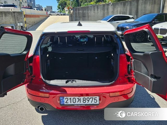 Mini Cooper Clubman 2023 Красный из Кореи, фото 4