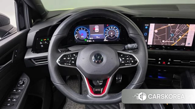 Volkswagen Golf 8th Generation 2022 Черный из Кореи, фото 4