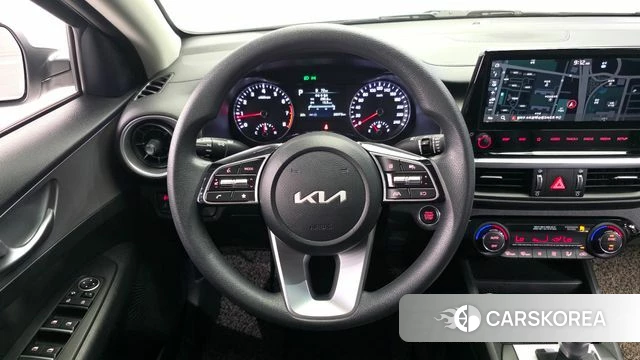 Kia The New K3 2nd generation 2022 Белый из Кореи, фото 4