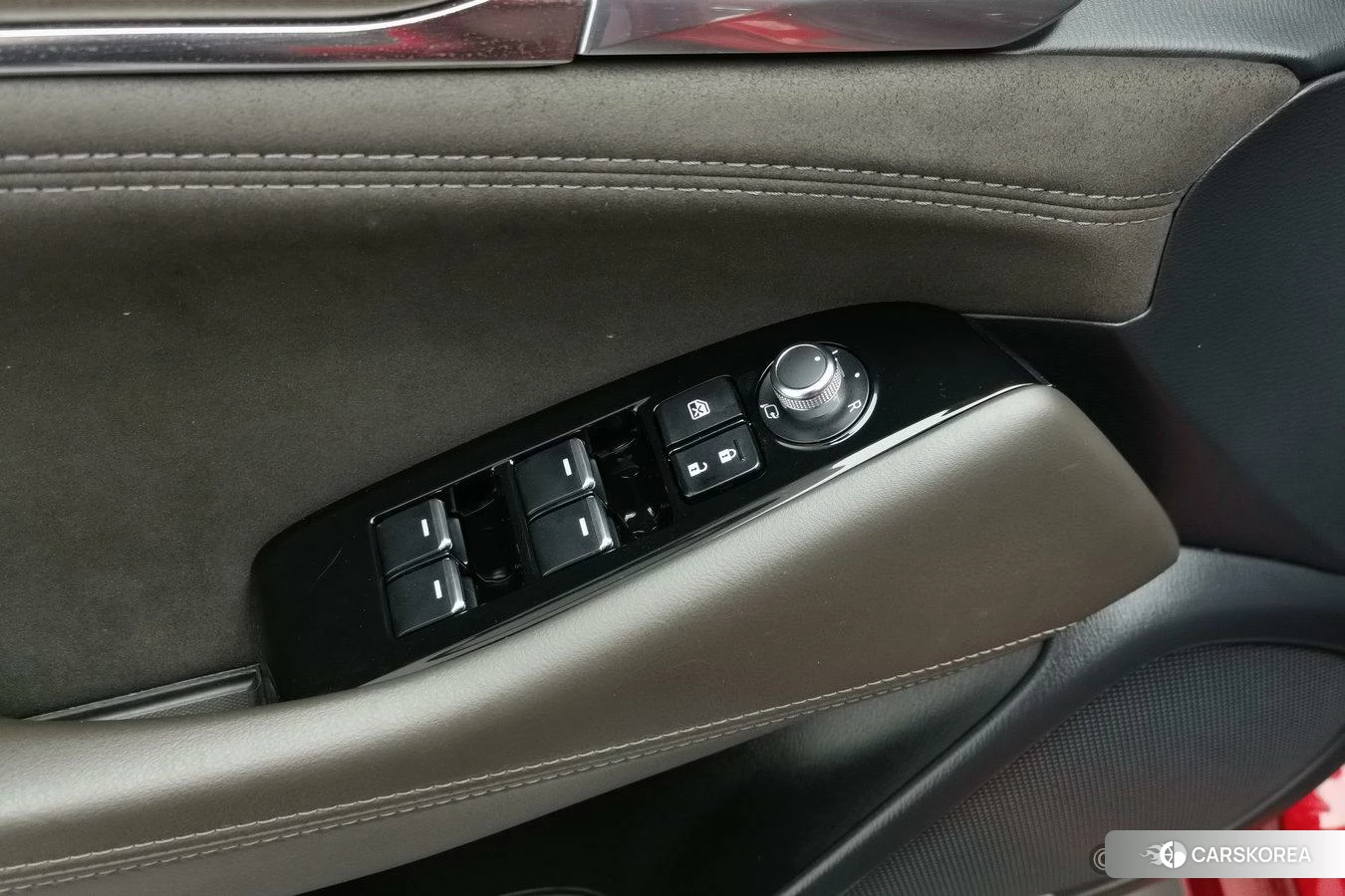 Mazda Atenza 2021 Красный из Китая, фото 4