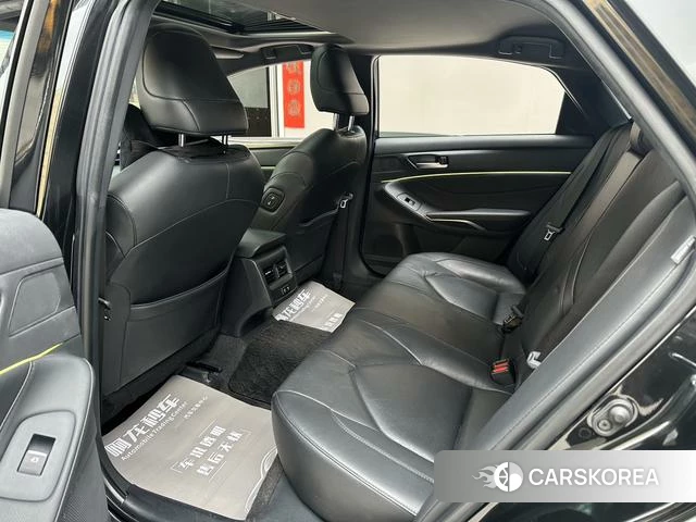 Toyota Avalon 2021 Черный из Китая, фото 4