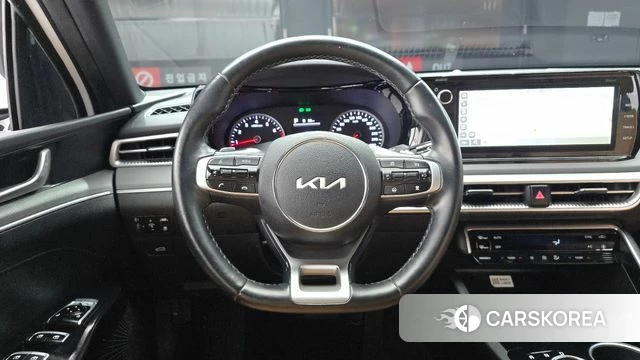 Kia K5 3rd generation 2023 Белый из Кореи, фото 4
