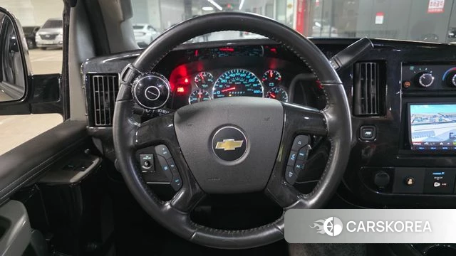 Chevrolet Express Van 2019 Черный из Кореи, фото 4