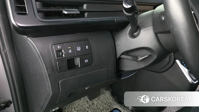 Hyundai Staria 2024 Серебристо-серый из Кореи, фото 4
