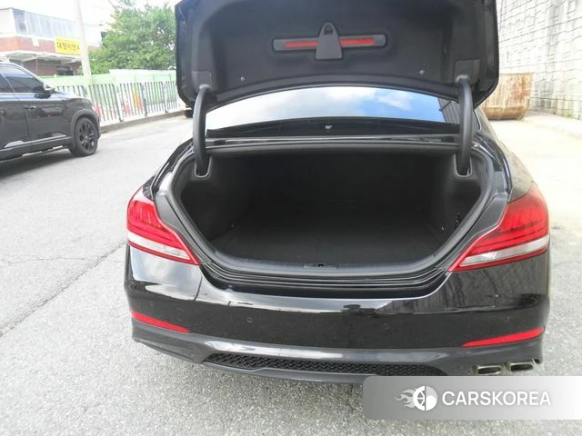 Genesis G70 2019 Черный из Кореи, фото 4