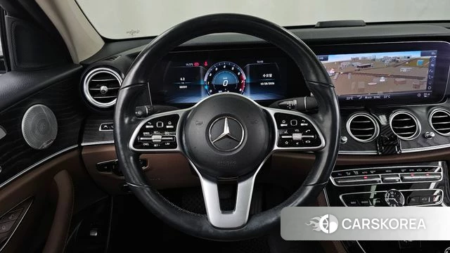 Mercedes-Benz E-Class W213 2019 Белый из Кореи, фото 4