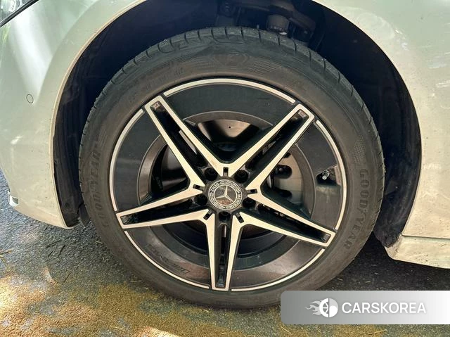 Mercedes-Benz C-class 2024 Белый из Китая, фото 4