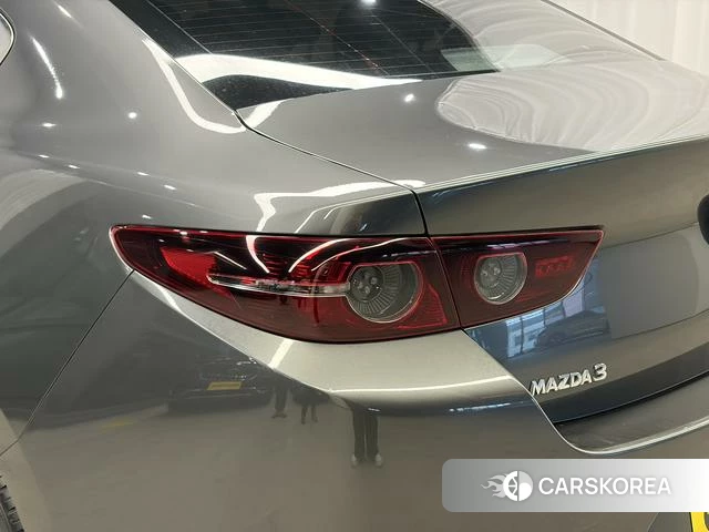 Mazda 3 2021 Темно-серый из Китая, фото 4