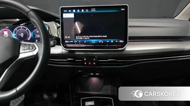 Volkswagen Golf 8th Generation 2025 Небесно-голубой из Кореи, фото 4