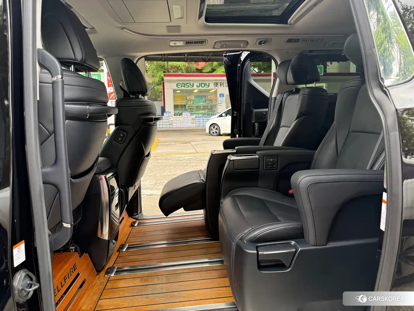 Toyota Vellfire 2020 Черный из Китая, фото 4