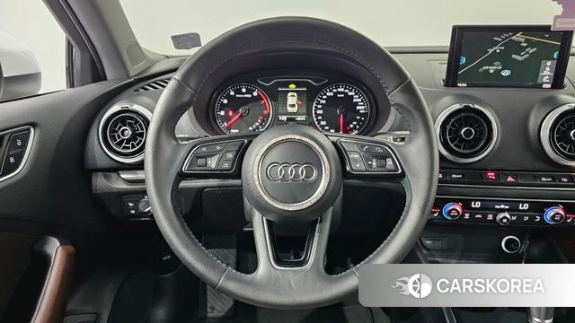 Audi New A3 2020 Белый из Кореи, фото 4