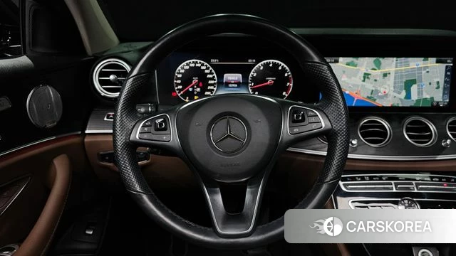 Mercedes-Benz E-Class W213 2018 Черный из Кореи, фото 4
