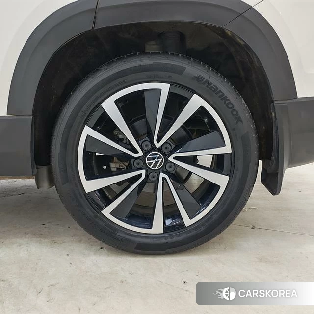 Volkswagen Tharu 2021 Белый из Китая, фото 4