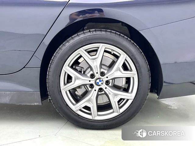 BMW i3 2024 Черный из Китая, фото 4