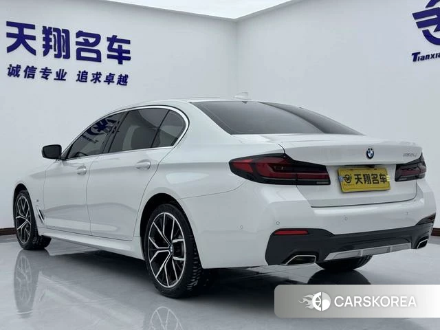 BMW 5 series 2023 Белый из Китая, фото 4