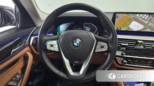 BMW 5 Series (G30) 2022 Черный из Кореи, фото 4