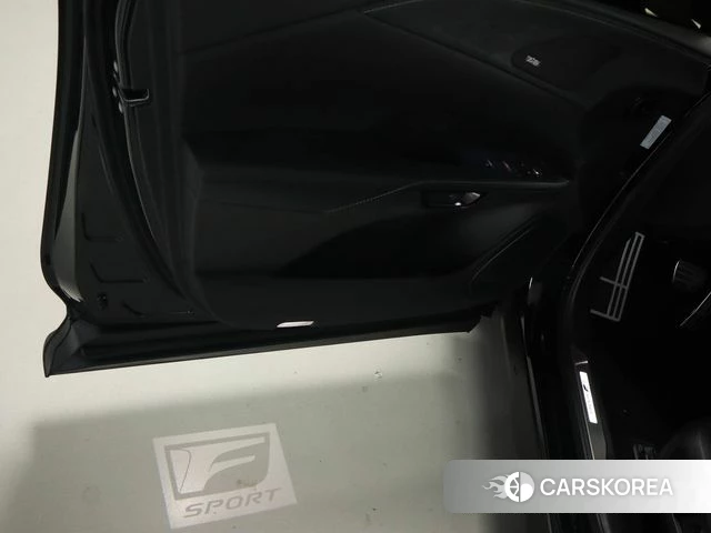 Lexus RX500h 5th generation 2025 Черный из Кореи, фото 4