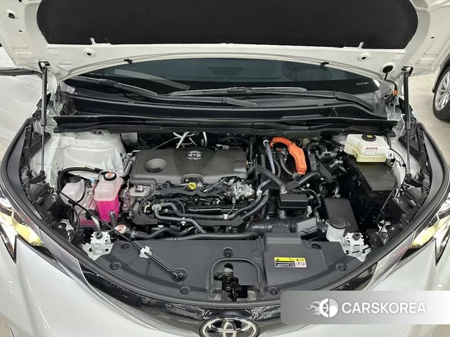Toyota Granvia 2024 Белый из Китая, фото 4