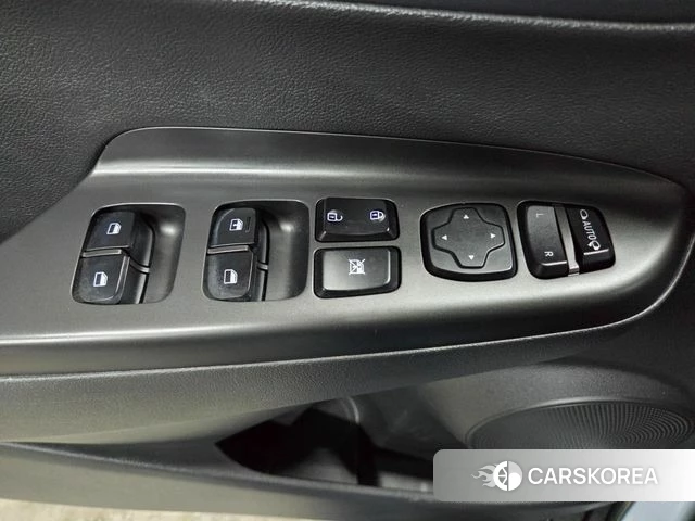 Hyundai Kona 2020 Серый из Кореи, фото 4