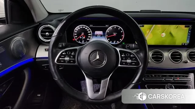 Mercedes-Benz E-Class W213 2018 Белый из Кореи, фото 4