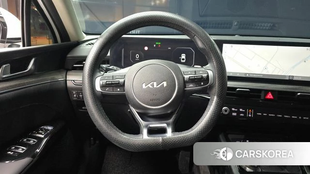 Kia The New K5 3rd generation 2024 Белый из Кореи, фото 4