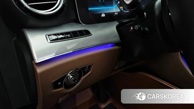 Mercedes-Benz E-Class W213 2018 Черный из Кореи, фото 4