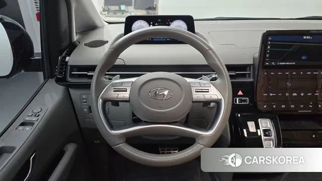 Hyundai Staria 2022 Черный из Кореи, фото 4