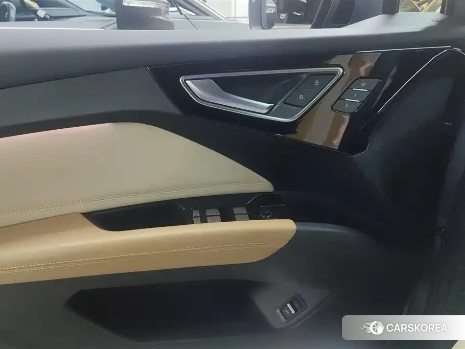 Audi Q4 2025 Синий из Китая, фото 4