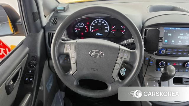 Hyundai The New Grand Starex 2019 Желтый из Кореи, фото 4
