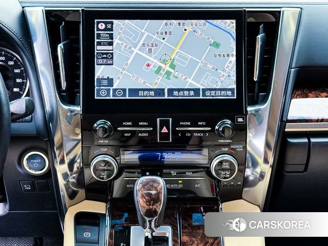 Toyota Alphard 2021 Белый из Китая, фото 4