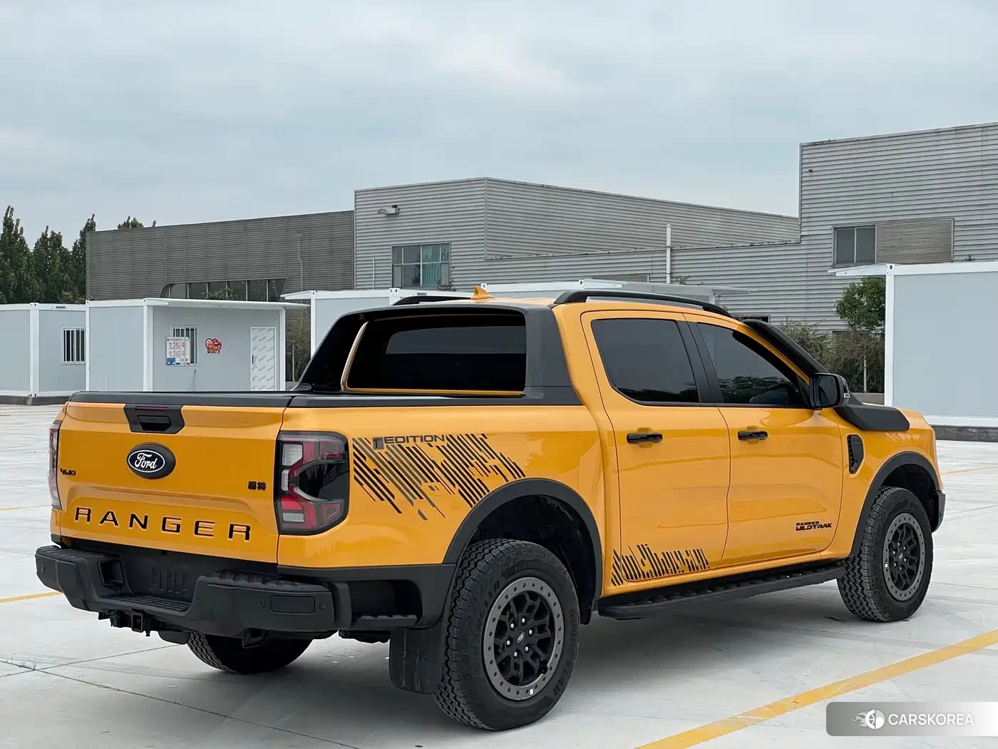 Ford Ranger 2024 Yellow/orange из Китая, фото 4