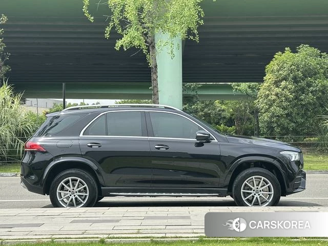 Mercedes-Benz GLE 2021 Черный из Китая, фото 4