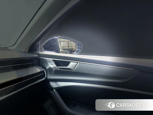 Audi A6 2023 Черный из Китая, фото 4
