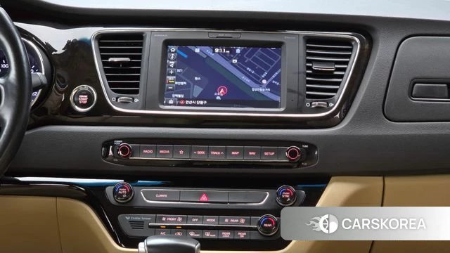 Kia The New Carnival 2019 Белый из Кореи, фото 5