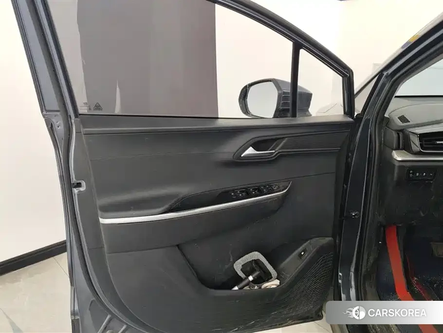 Hyundai Custo 2024 Silver/gray из Китая, фото 4