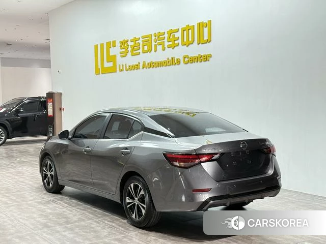 Nissan Sylphy 2022 Темно-серый из Китая, фото 4