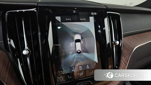 Volvo XC60 second Generation 2021 Белый из Кореи, фото 4
